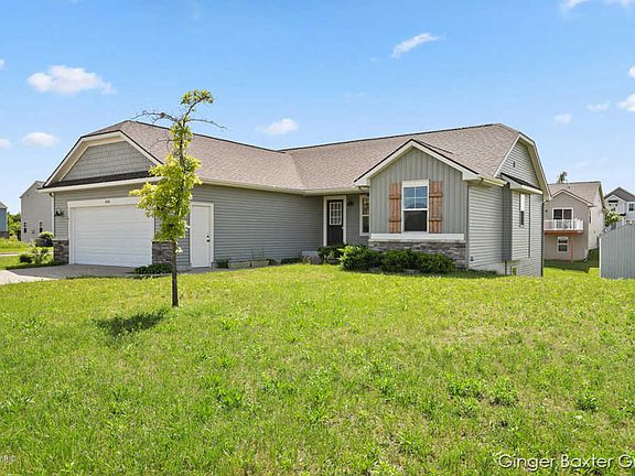 2nd image of 455 Acadia Ct