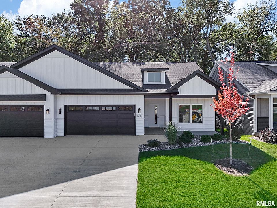 1315 Heights Ct, Bettendorf, IA 52722 MLS QC4243889 Zillow