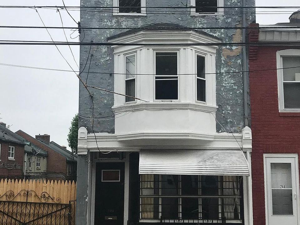 1st image of 250 E Haines St