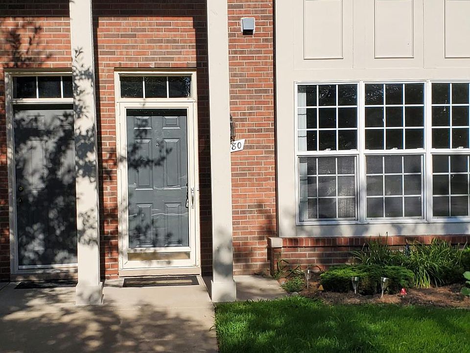 1st image of 43980 Elm Dr #136