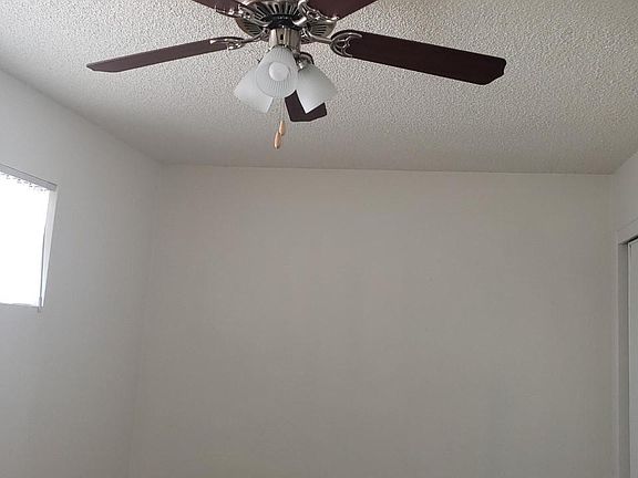 2nd image of 1607 Palm Dr #0B-1Ba