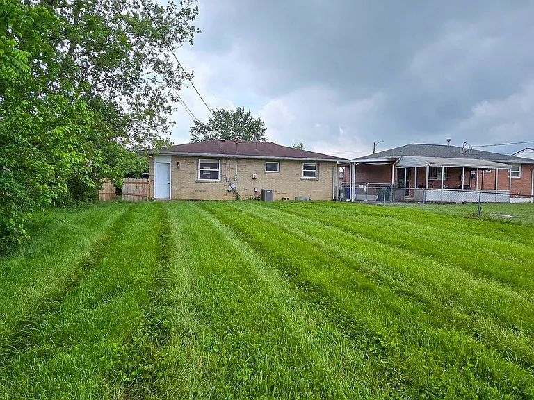 1386 Faber Ave — Photo 20