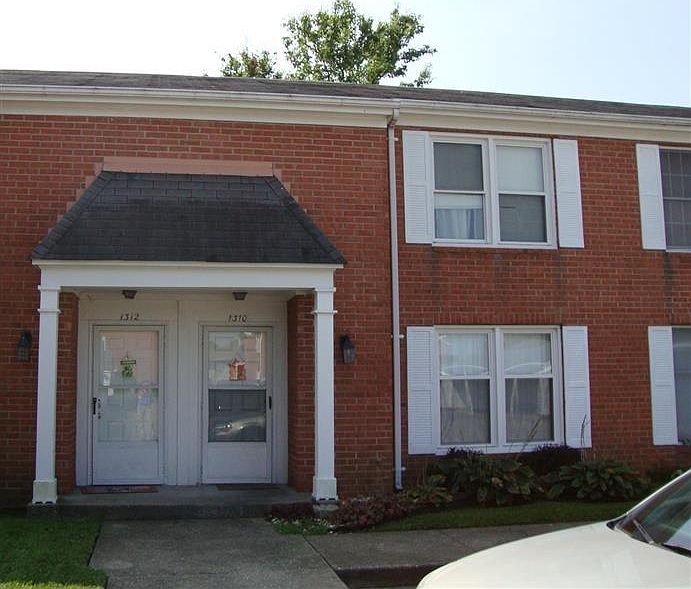 1st image of 1312 Jackson Park Pl
