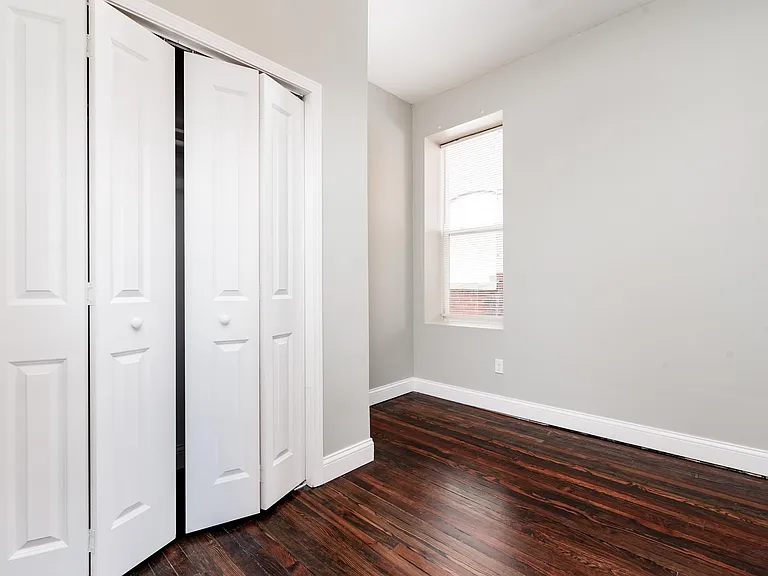 3151 Michigan Ave — Photo 23