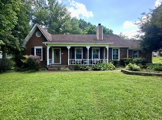607 Cumberland Dr, Columbia, TN 38401
