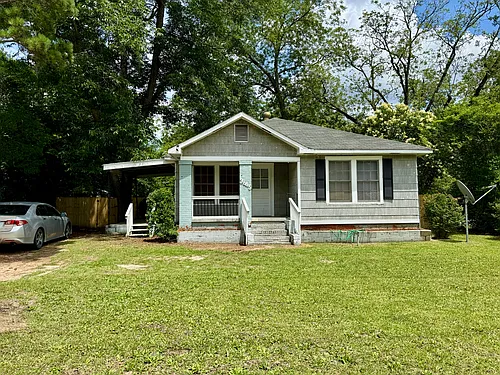 3845 Grand Ave Photo 1