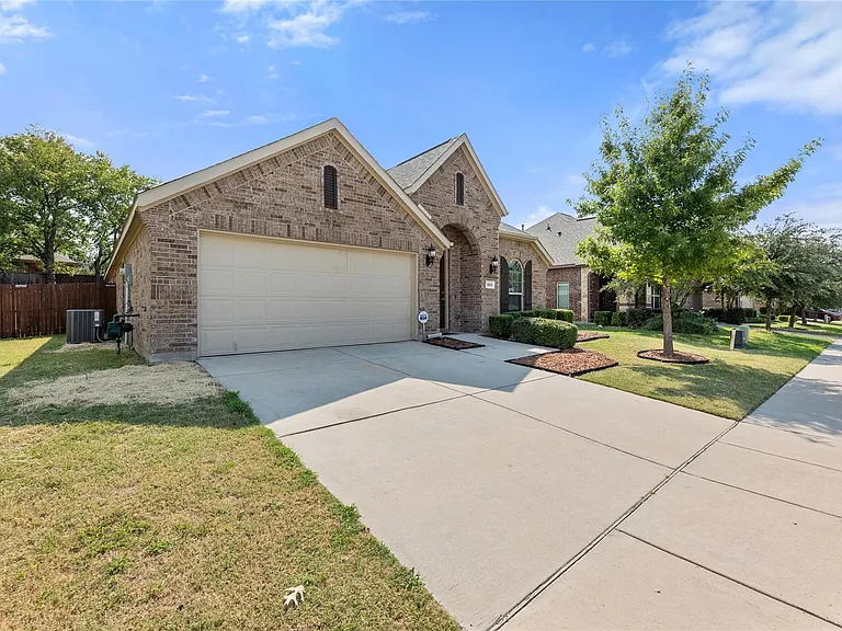 1004 Water Garden Cir — Photo 28