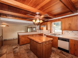 W155N5071 Chase Ave, Menomonee Falls, WI 53051