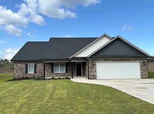 319 Cherokee Creek Rd, Gaffney, SC 29341