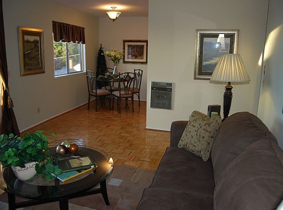 living into dining rm, hardwood floor