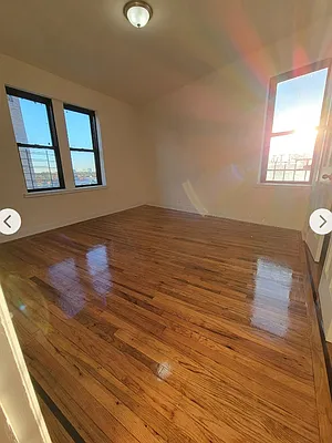 Rented by Metro Park Realty Inc | media 13