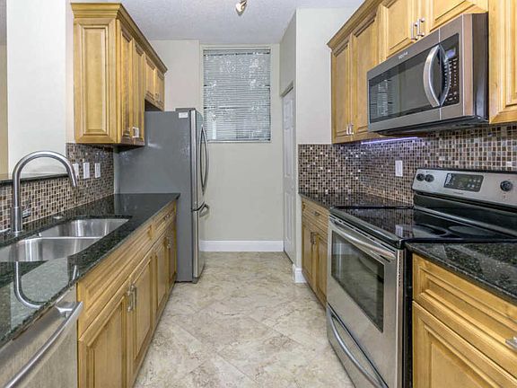 2nd image of 630 S Sapodilla Ave APT 117