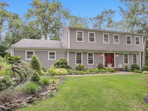 2nd image of 550 Bernita Dr