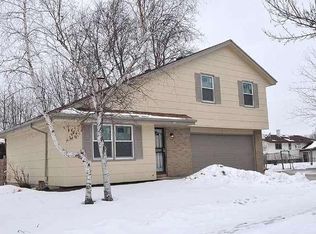 6911 N 78th St, Milwaukee, WI 53223