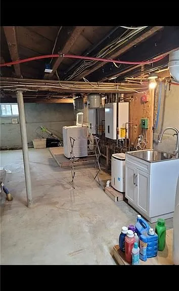45 Cottage St #2 — Photo 17