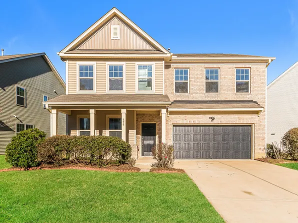 626 Lavenham Ln, Fuquay Varina, NC 27526