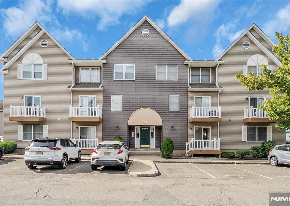 1st image of 472 Forest Street #204