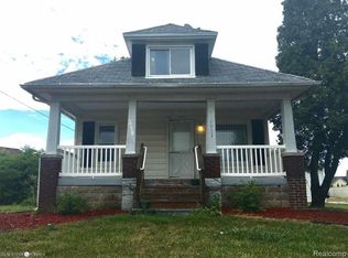 20558 Vreeland Rd, Woodhaven, MI 48183