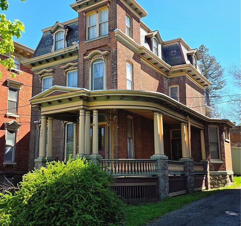 1st image of 404 Rutger St