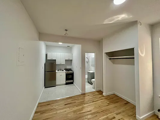 Rented by Hirsch Enterprises Incorporated | media 12