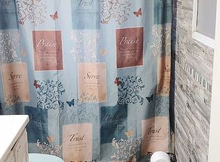 1372 Hillcrest Dr, Graham, TX 76450