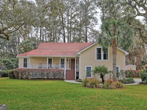 217 E Point Dr, Savannah, GA 31410