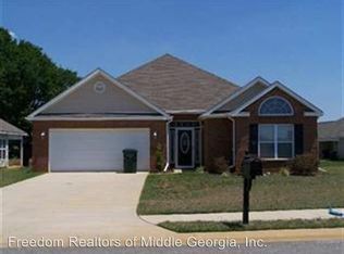 404 Strawbridge Ln, Bonaire, GA 31005