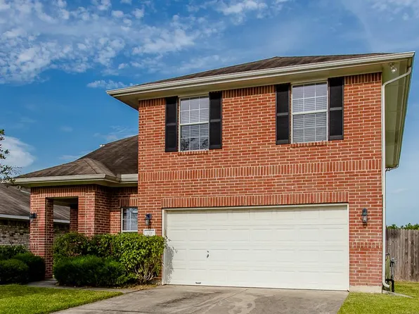 132 Bright Brook Ln, Dickinson, TX 77539