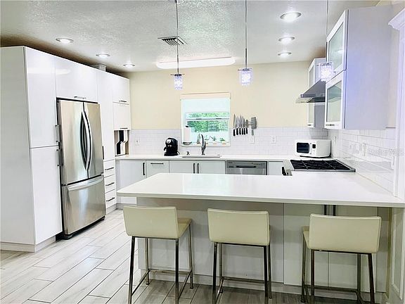 2nd image of 3807 W Corona St
