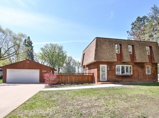 3680 Centerwood Rd, Lexington, MN 55014