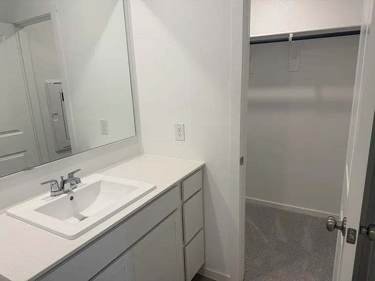 2069 Belgian Dr — Photo 17