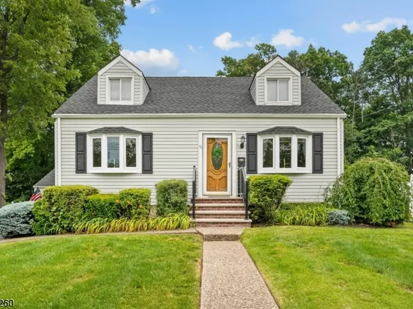 78 North Dr, Rochelle Park Twp., NJ 07662