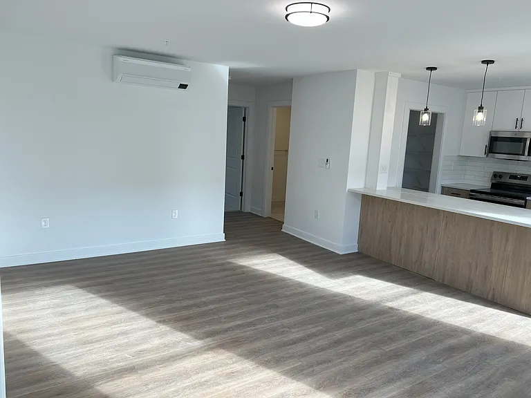 50 Clifford Rd #3-6 — Photo 5