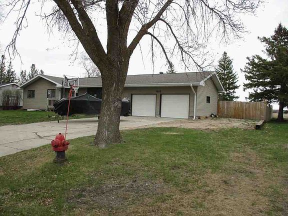 2nd image of 1813 Robin Hood Dr