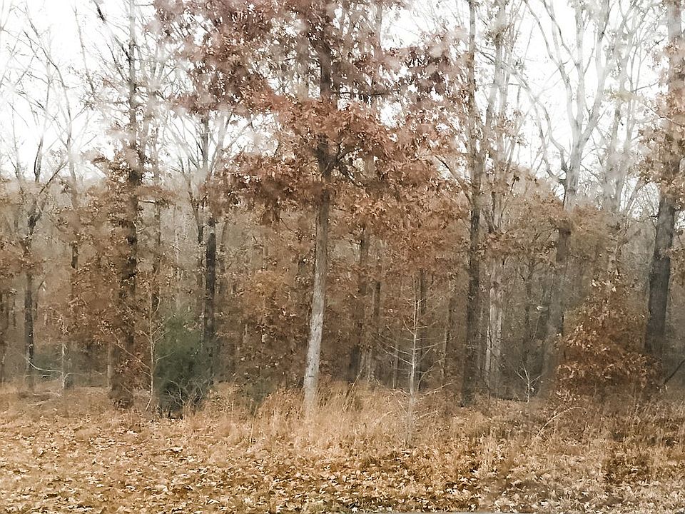 1st image of Old Hillcrest Dr