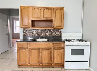 601 Broadway #2R, Newark, NJ 07104