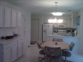 2nd image of 2123 Clifton Way