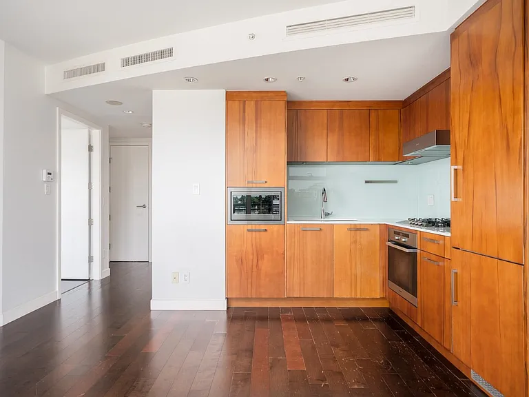 1565 W 6th Ave #602 — Photo 4