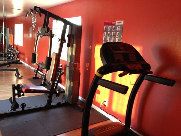 1st image of 1146 E Lexington Dr #13