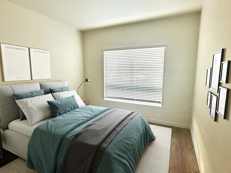 22025 NE HALSEY ST. — Photo 21
