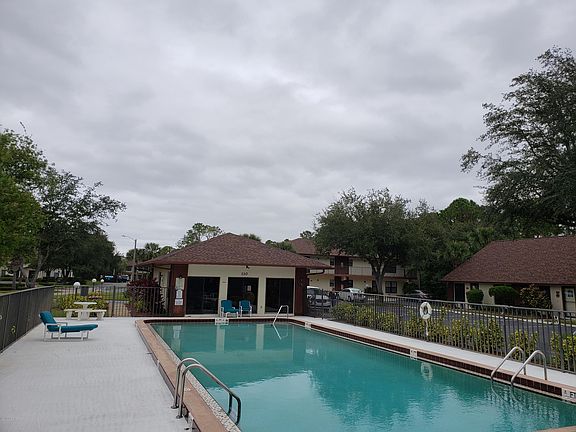 3rd image of 112 La Costa Ln #322