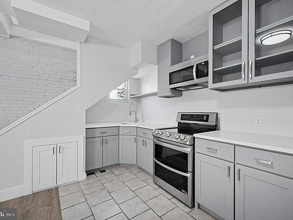 2nd image of 125 Leverington Ave #3