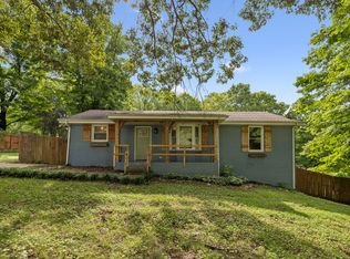 707 Darrow Dr, Pleasant View, TN 37146