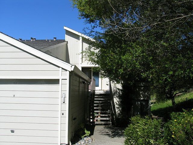 2nd image of 3408 Rossmoor Pkwy APT 3