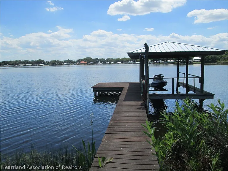 38 Lake Henry Dr — Photo 22