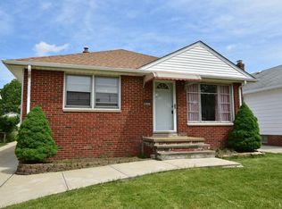 2906 Tuxedo Ave, Parma, OH