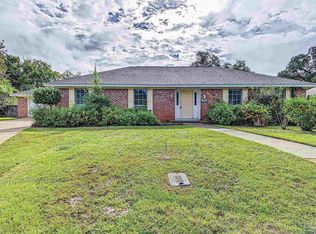 1085 Farmington Rd, Pensacola, FL 32504