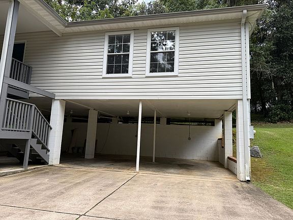 3rd image of 249 Starmount Dr