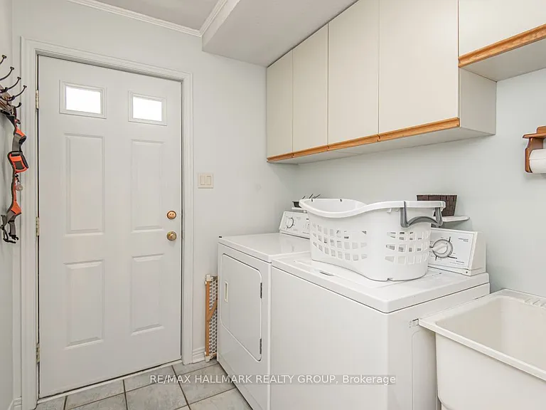 18 Hesse Cres — Photo 21