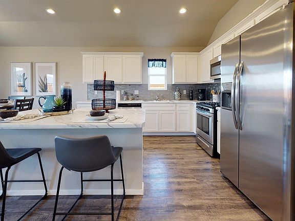 7th image of this home